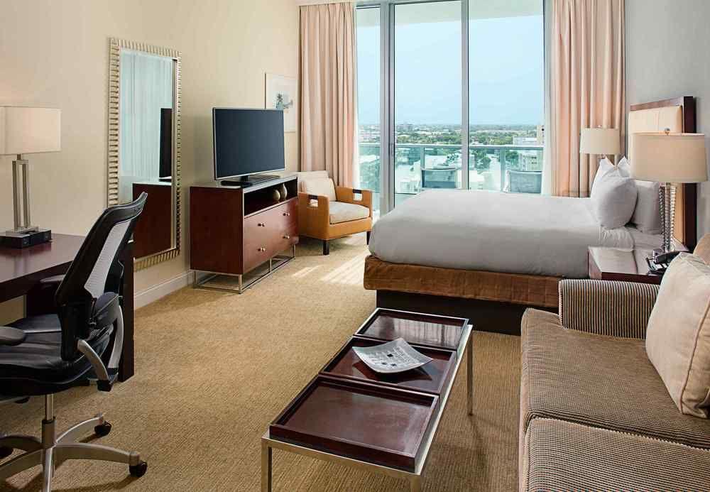 Residence Inn By Marriott Fort Lauderdale Intracoastal Bagian luar foto