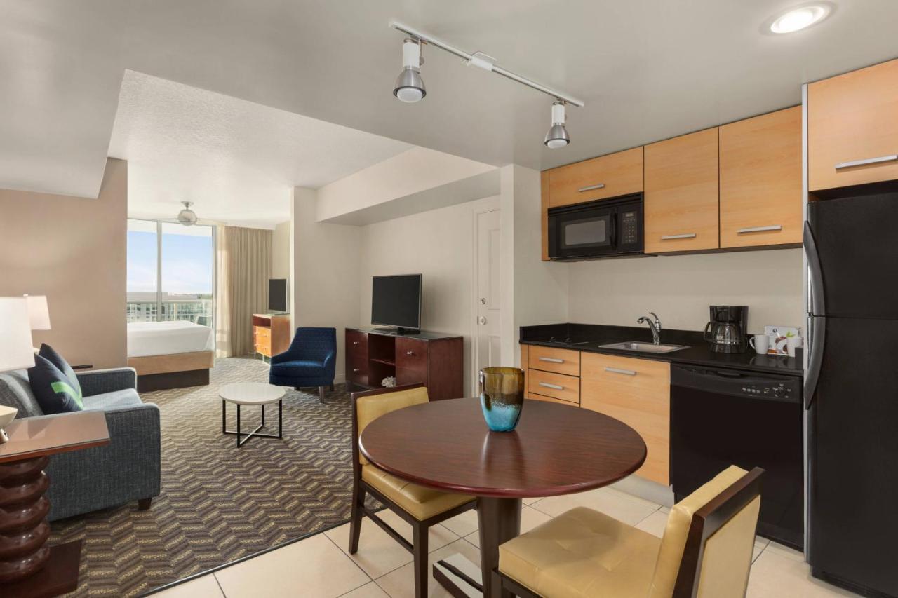 Residence Inn By Marriott Fort Lauderdale Intracoastal Bagian luar foto